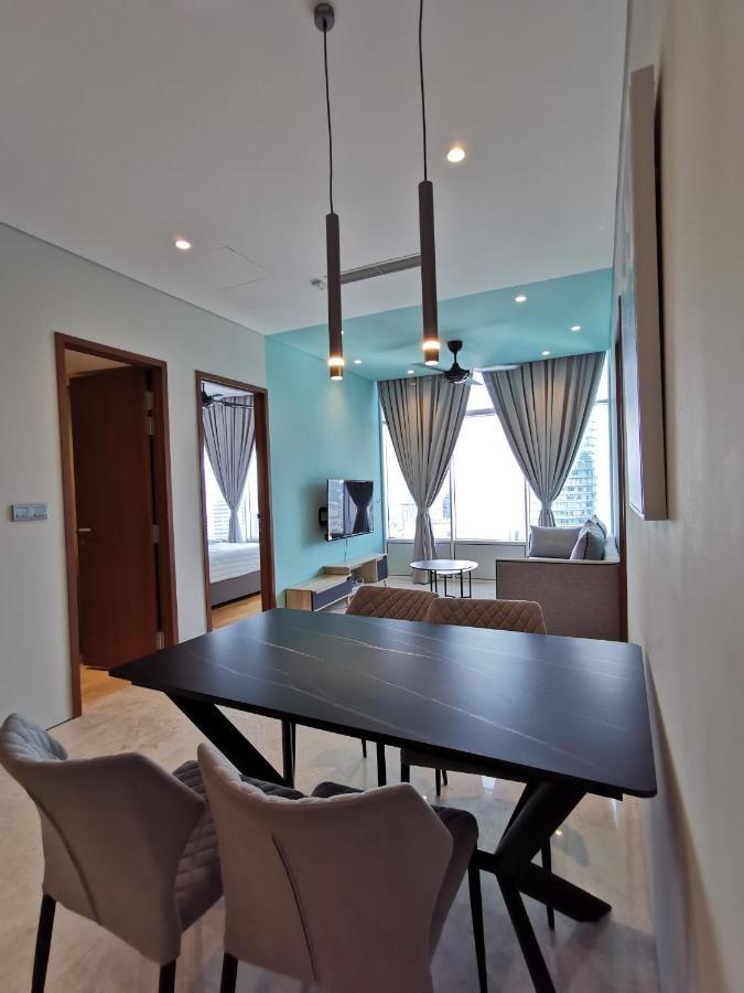 Sky Suites Klcc By Autumn Suites Premium Stay Куала Лумпур Екстериор снимка