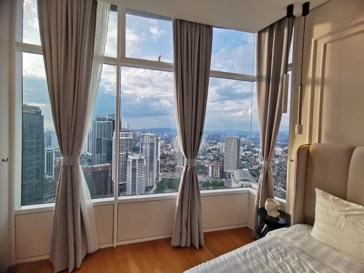 Sky Suites Klcc By Autumn Suites Premium Stay Куала Лумпур Екстериор снимка
