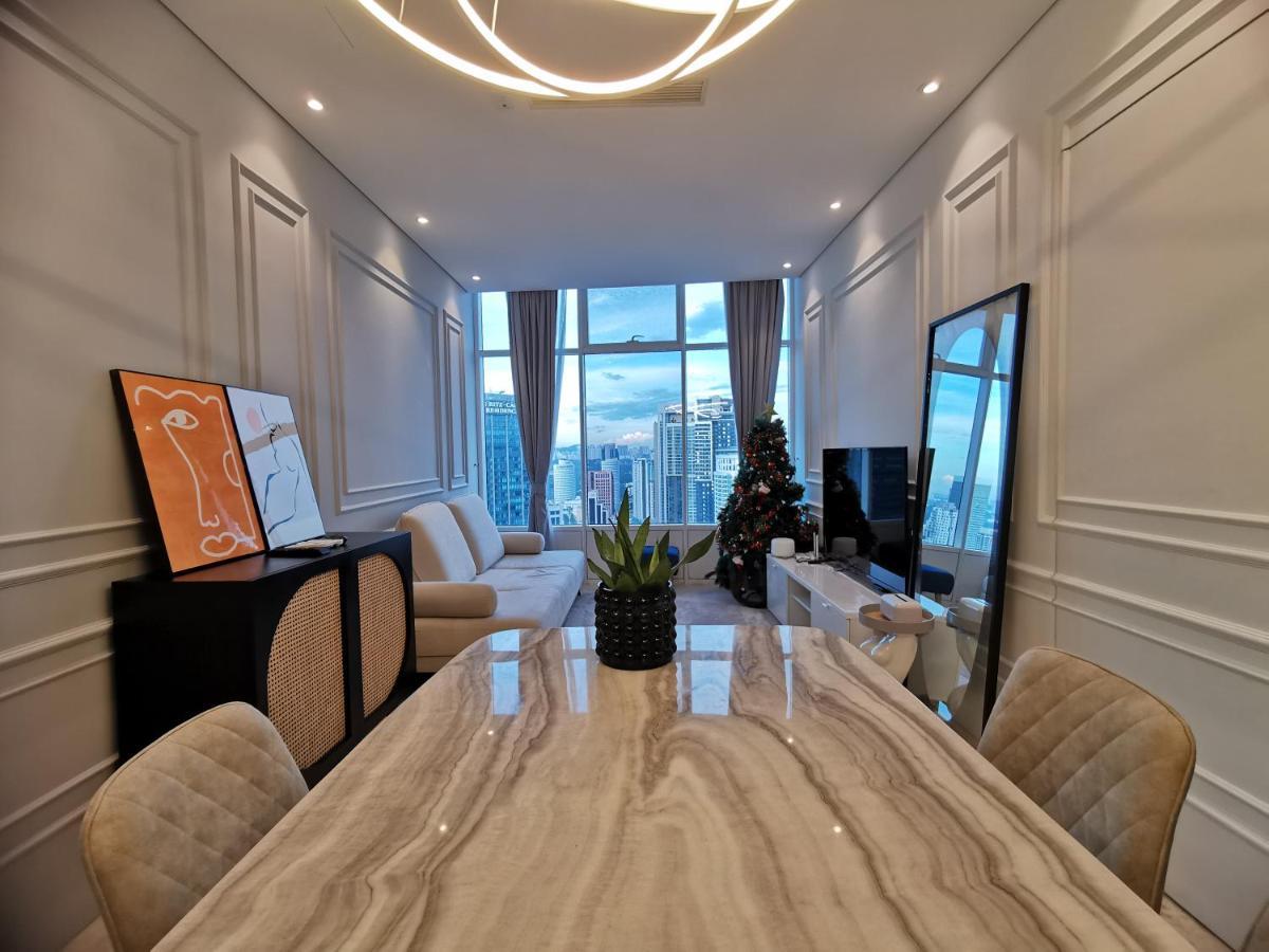 Sky Suites Klcc By Autumn Suites Premium Stay Куала Лумпур Екстериор снимка
