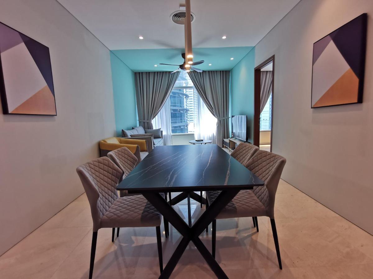 Sky Suites Klcc By Autumn Suites Premium Stay Куала Лумпур Екстериор снимка